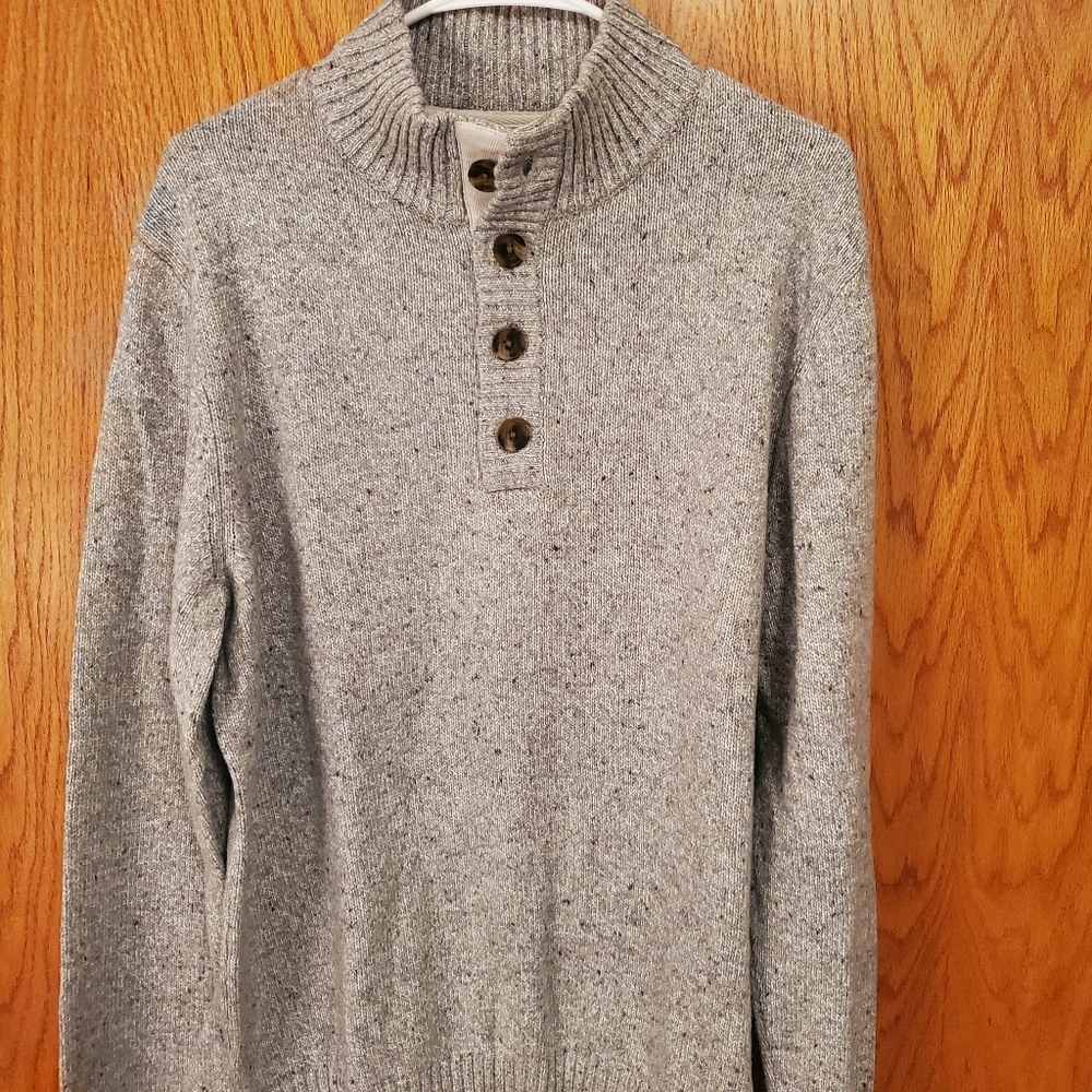 Mens Izod sweater